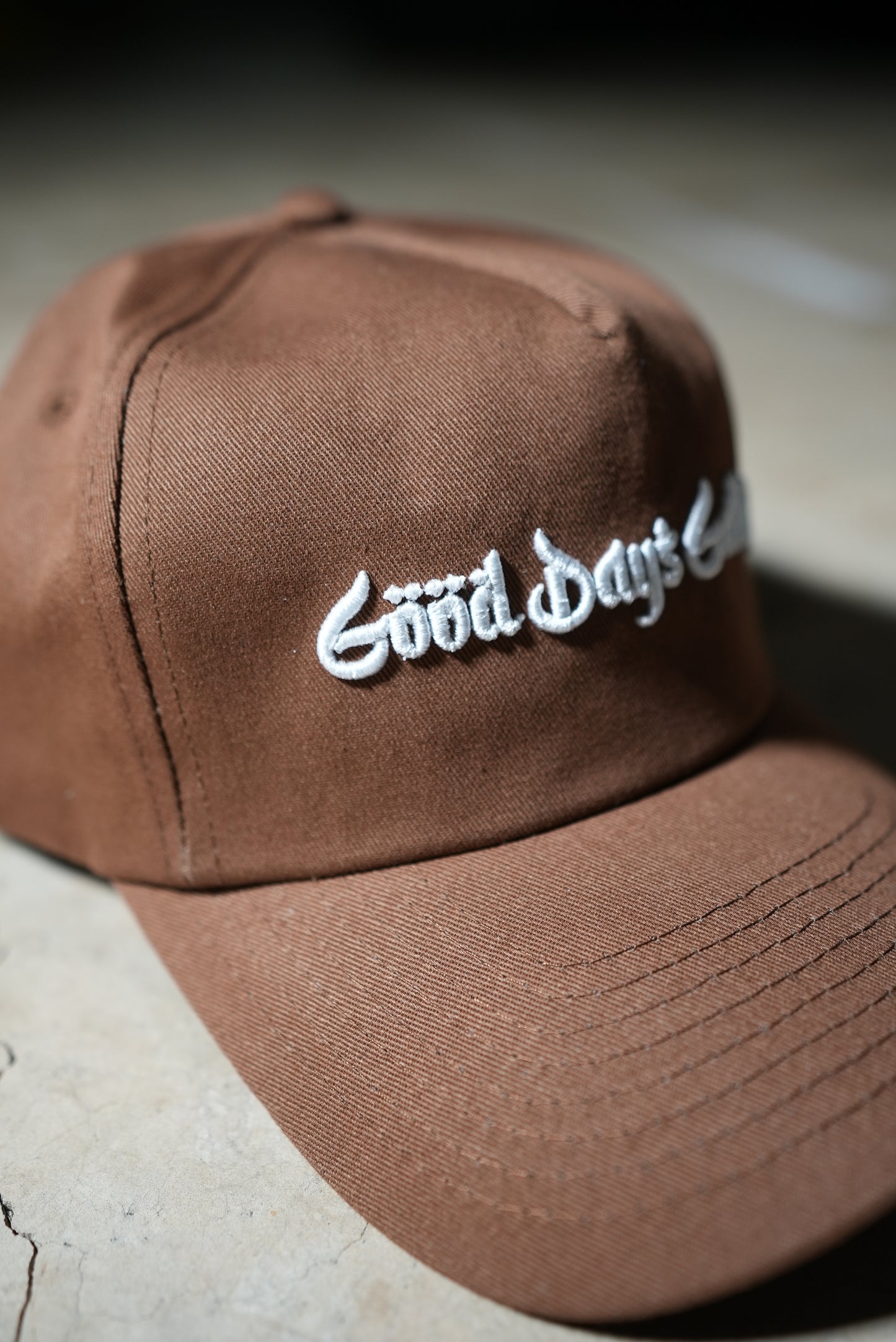 Habibi Font Hat